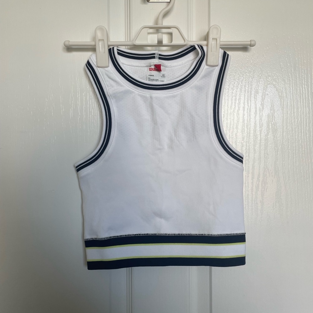 NWOT wilson top